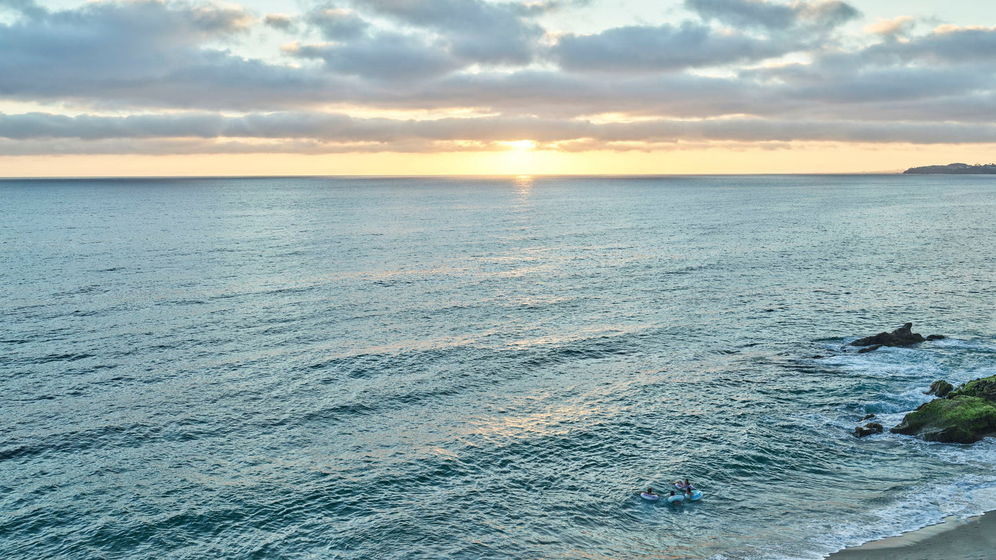 Sunset Girls - Laguna Beach